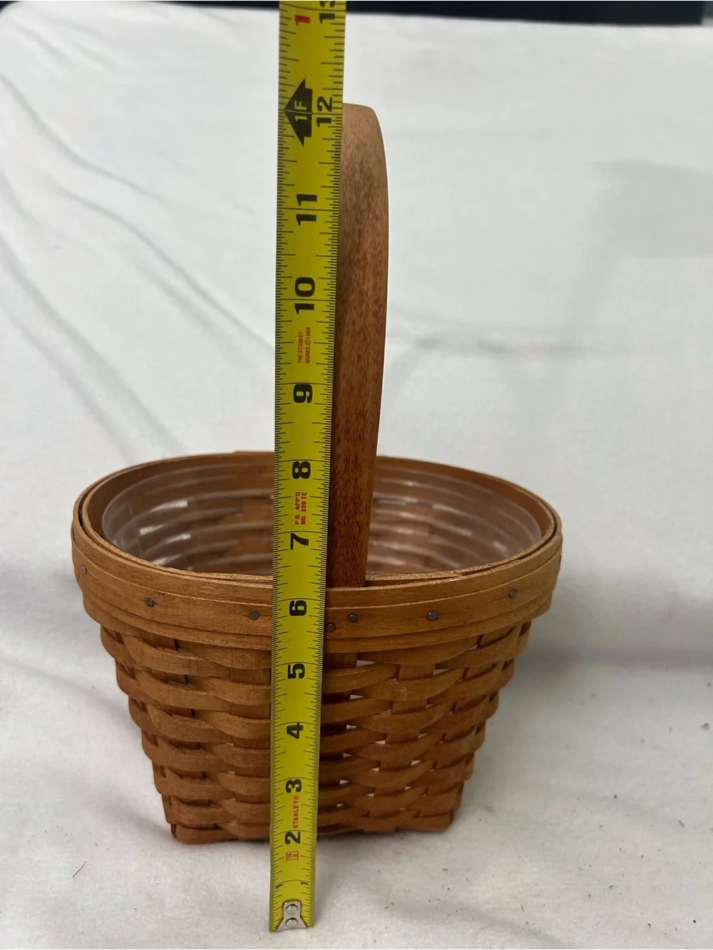 Longaberger 1993 Mother’s Day Basket with plastic liner